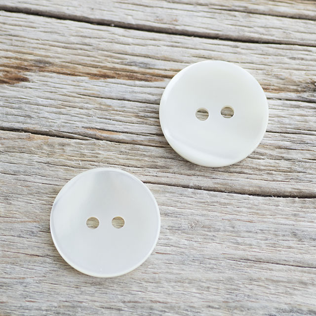 高瀬貝ボタン　00104