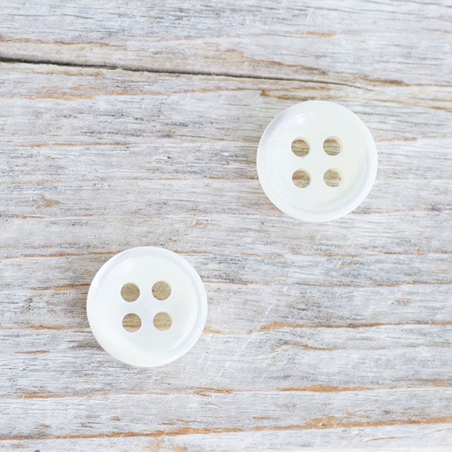 *限定品*【厚みのあるボタン(3mm厚)】高瀬貝貝ボタン#bt105 4穴11.5mm