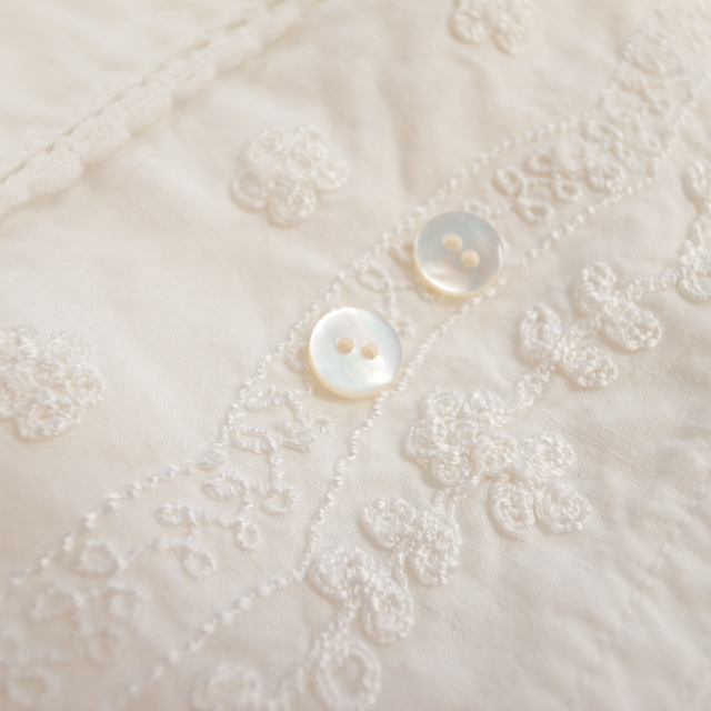 【丸型(定番)】白蝶貝 貝ボタン#00150 2穴8mm