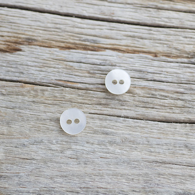 白蝶貝ボタン　00104