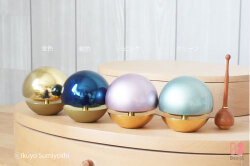 たまゆらりん　ピンク　グリーン　金色　紺色