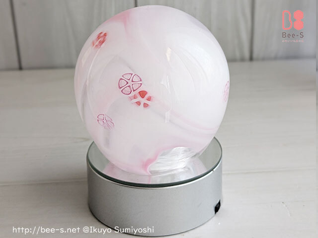 お花の盆ランプ　かわいい盆提灯　おしゃれな盆提灯　かわいいランプ　新盆　お盆　用品　仏具小物　ガラス