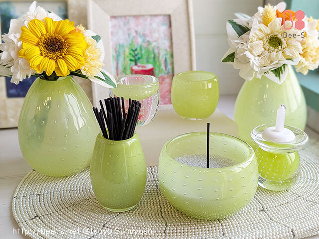 デザイン仏具 MEGURU（規則的な泡入り）グリーン 7点セット