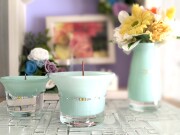 かわいいガラス仏具、スワロの付いたICHIKA　手元供養品としてリビングに調和