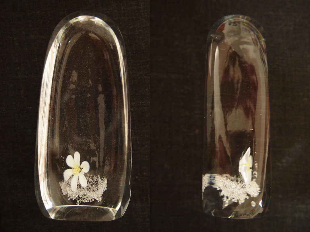 ガラスの位牌　子供のお位牌　赤ちゃんの位牌　水子供養　手元供養　かわいい位牌　子供仏具