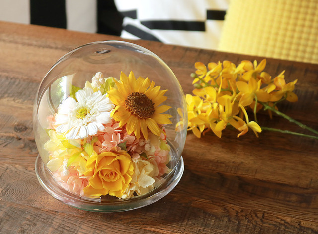 限定1点❣️LEDライト ガラスドーム ひまわり プリザーブドフラワー ブリザードフラワー ギフト ガラスドーム ひまわり かわいい