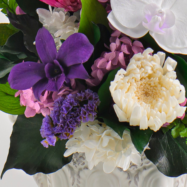 特選仏花　お供え花　胡蝶蘭　花瓶付き　大　一対　造花無し　プリザーブドフラワー プリザーブドフラワー 仏花 お供え花 #胡蝶蘭と菊のお供え花
