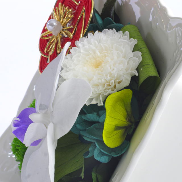 プリザーブドフラワー 「迎春 − 手のひらの華」