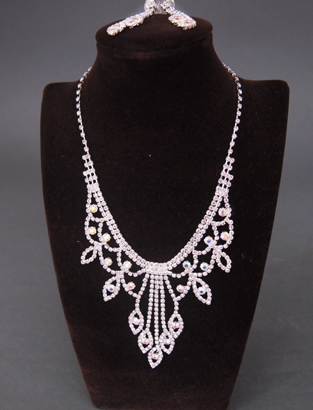 ネックレスとピアスのセット】どんなベリーダンス衣装にもピッタリ