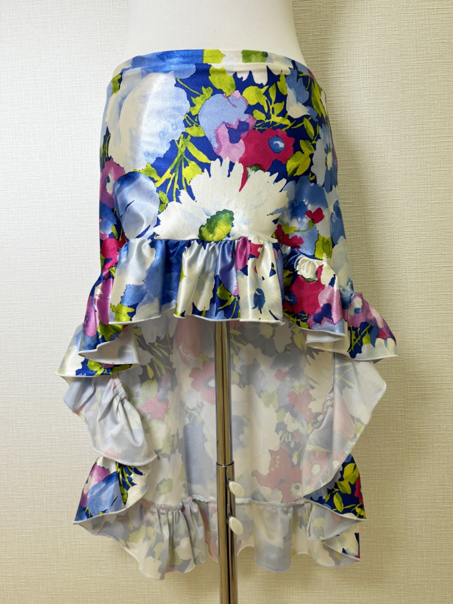 青ベースの花柄が爽やか！フィッシュテールタイプのベリーダンスヒップスカーフ【ベリーダンス衣装／レッスン着】