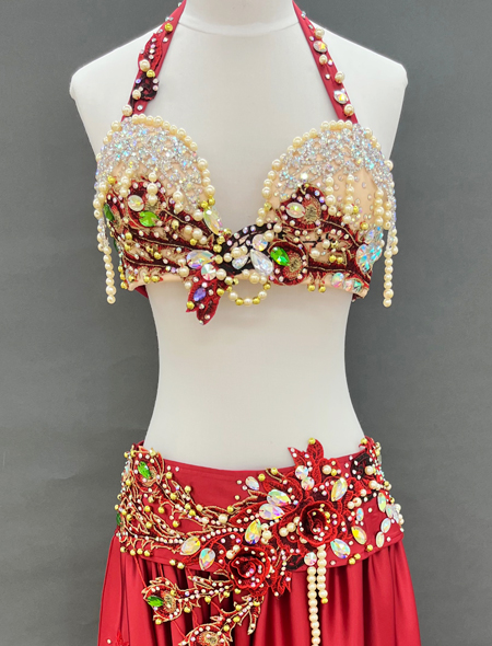 【ベリーダンス衣装】装飾がゴージャス！大人っぽくセクシーな赤のベリーダンスオリエンタル・コスチューム