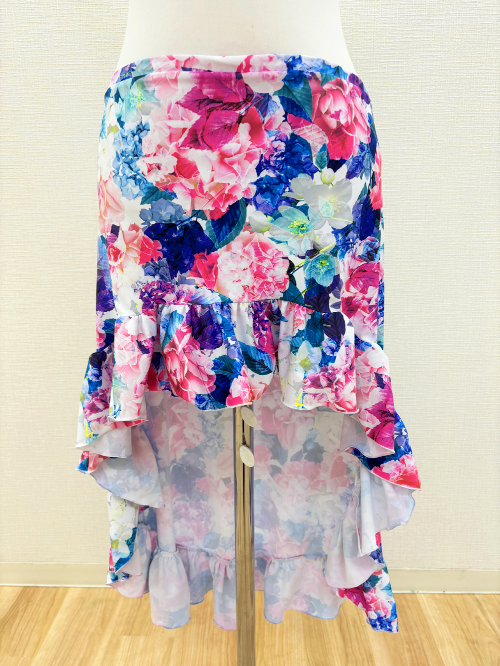 絶対可愛い！ピンク＆青のアクセント！フィッシュテールタイプのベリーダンスヒップスカーフ（オーバースカート）【ベリーダンス衣装／レッスン着】