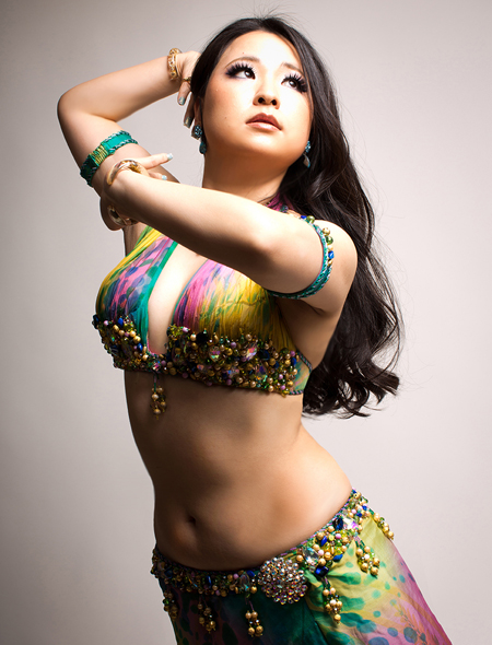 Salma ベリーダンスオンラインレッスン Salma ベリーダンスオンラインレッスン