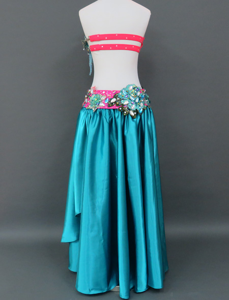 エメラルドグリーン衣装