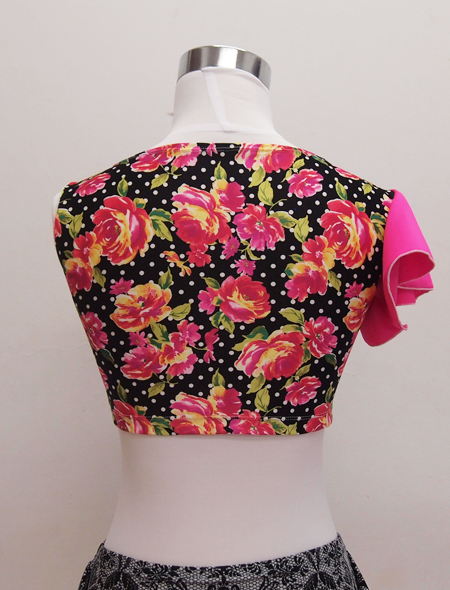 ワンショルダー黒花トップス3　ミラーナベリーダンス衣装