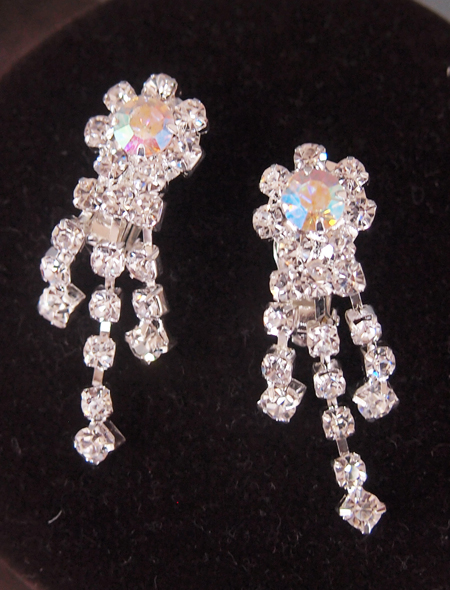 王妃アクセサリー　イヤリング　ミラーナ