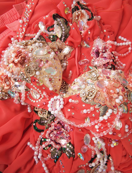 砂糖菓子のようなベリーダンス衣装7　ミラーナ