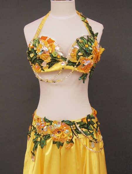 ベリーダンス衣装】明るいイエローで華やかさ抜群！ゴージャスなベリー