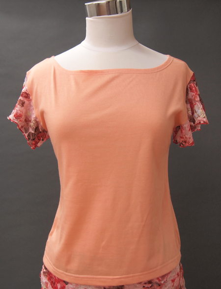 サーモンピンクトップスより1　ミラーナベリーダンス衣装