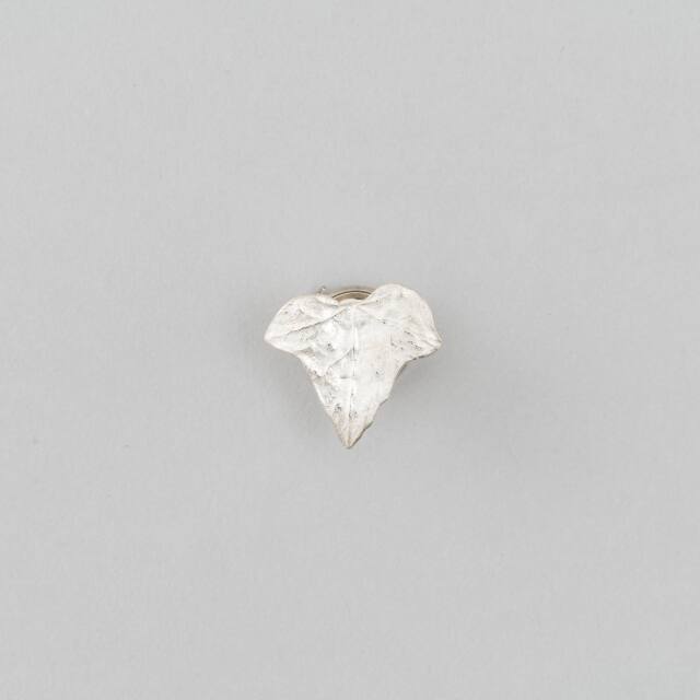 直島アイビー　ピンブローチ_Naoshima ivy Pin broach