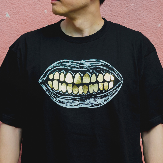 大竹伸朗はいしゃTシャツ黒_Shinro Ohtake Haisha T-shirt BLACK