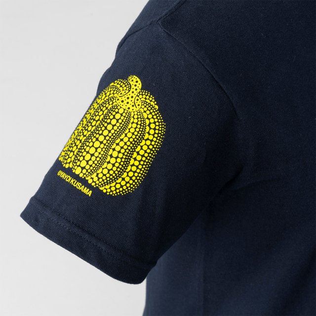 草間彌生　Tシャツ 南瓜 ネイビー Ｍサイズ 草間彌生南瓜Tシャツネイビー_Yayoi Kusama Pumpkin T-shirt