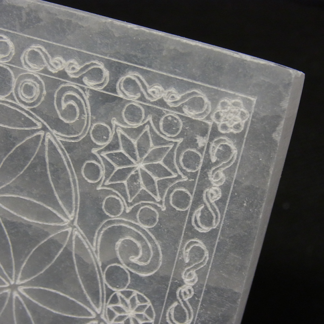 セレナイトエナジープレート・フラワーオブライフ