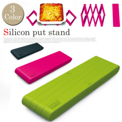 ストレッチ（Stretch） Joseph Joseph  シリコンポットホルダー/鍋敷 全3色