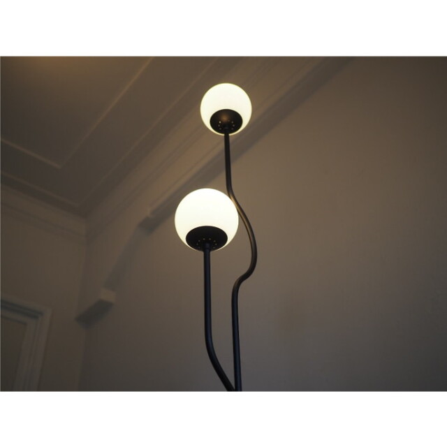 シュマン フロアライト（電球なし） INTERFORM Chemin 照明 ライト