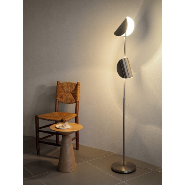 フェルム フロアライト INTERFORM Ferrum 照明 ライト 照明器具 LT