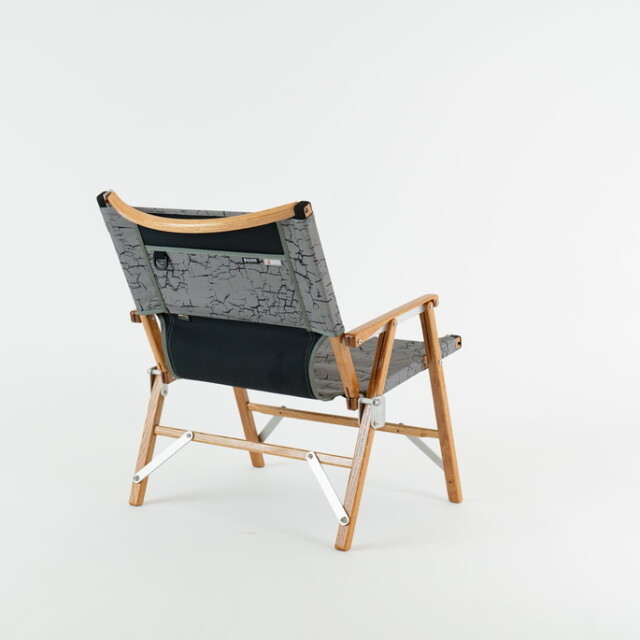 カーミットチェア用の張替えシート MEISTER SHEET “CRACK  