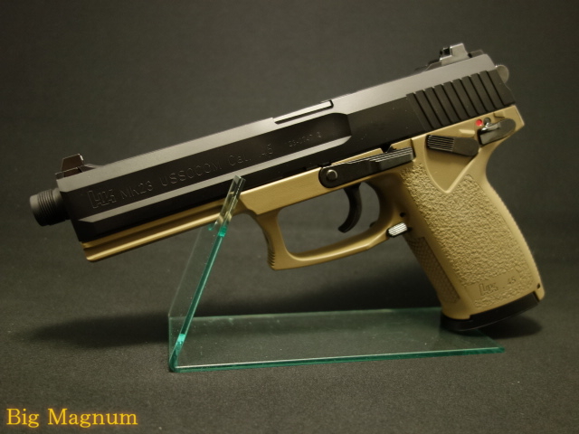 MK23ソーコムピストル Co2 タンカラーABS