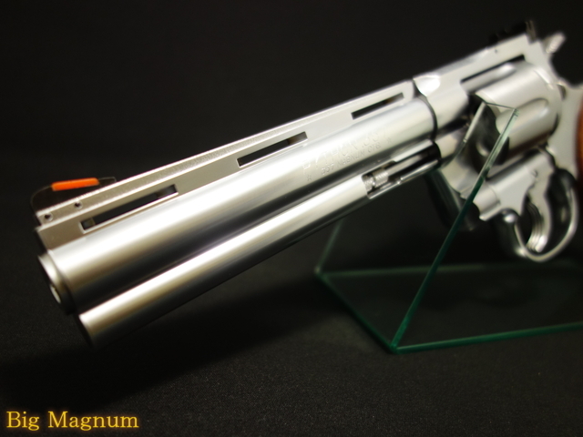 パイソン .357Magnum 6inch R-model ステンレスフィニッシュ モデルガン