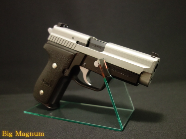 タナカ】P229 .357SIG Evo2 Two-Tone ALL HW モデルガン