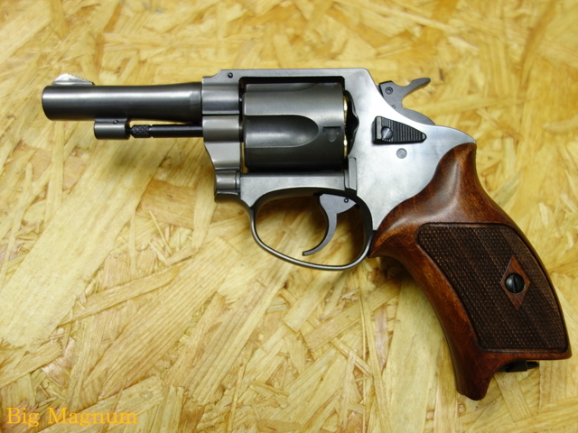 ポリスリボルバー 77mm銃身 エクセレントHW ハーフチェッカー木製グリップ