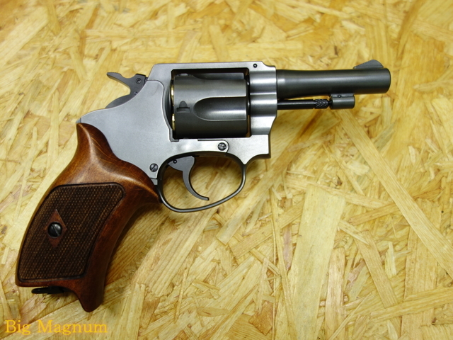 ポリスリボルバー 77mm銃身 エクセレントHW ハーフチェッカー木製グリップ