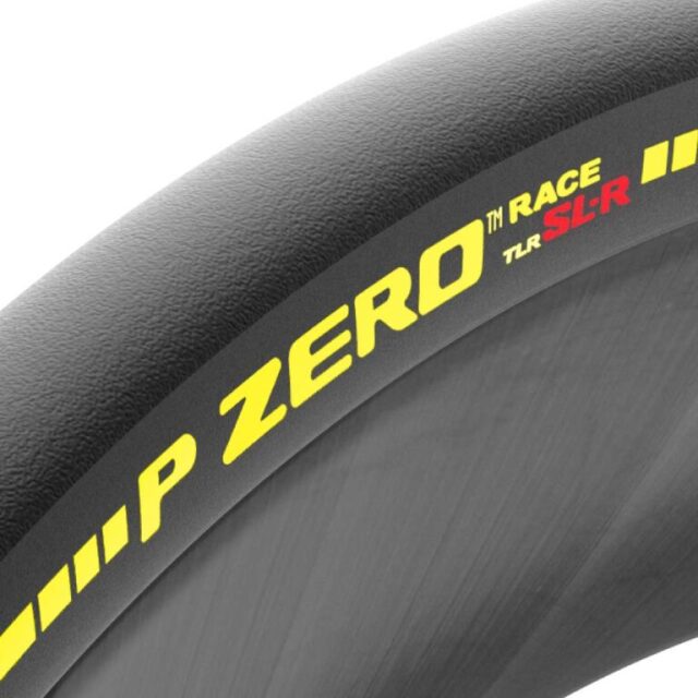 PIRELLI ピレリ [ P ZERO RACE TLR SL-R TEAM EDITION ]【 風魔横浜