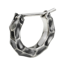 燻し 槌目 デザイン フープピアス メンズ ピアス シルバー アクセサリー 男性 [シルバーピアス] 片耳用(1個売り)