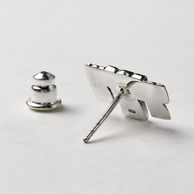 スリー セブン スタッド ピアス メンズ シルバー925