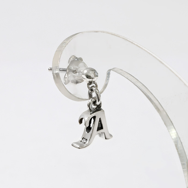 イニシャル ドロップ ピアス アルファベット シルバーアクセサリー