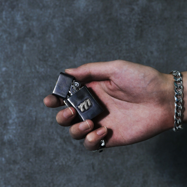 スリーセブン ブラックカラー オイルライター スリム 真鍮 ブラス