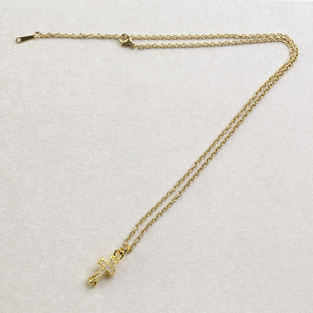 ジルコニア フレア クロス ペンダント (ゴールドカラータイプ