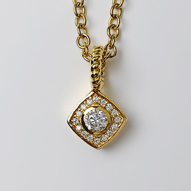【Noel】天然シリシャスシスト×ジルコニアの大粒ネックレストップ 000000009013_prBuMCS.jpg