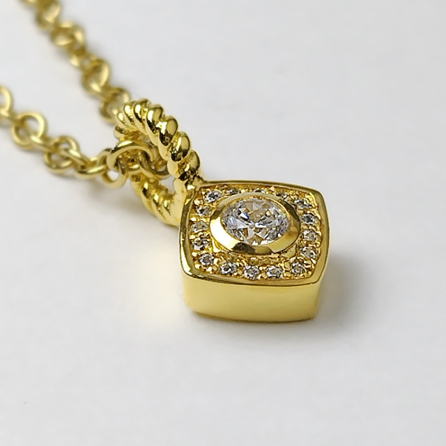 【Noel】天然シリシャスシスト×ジルコニアの大粒ネックレストップ 楽天市場】ネックレス ドロップ しずく型 涙型 ジルコニア 金属