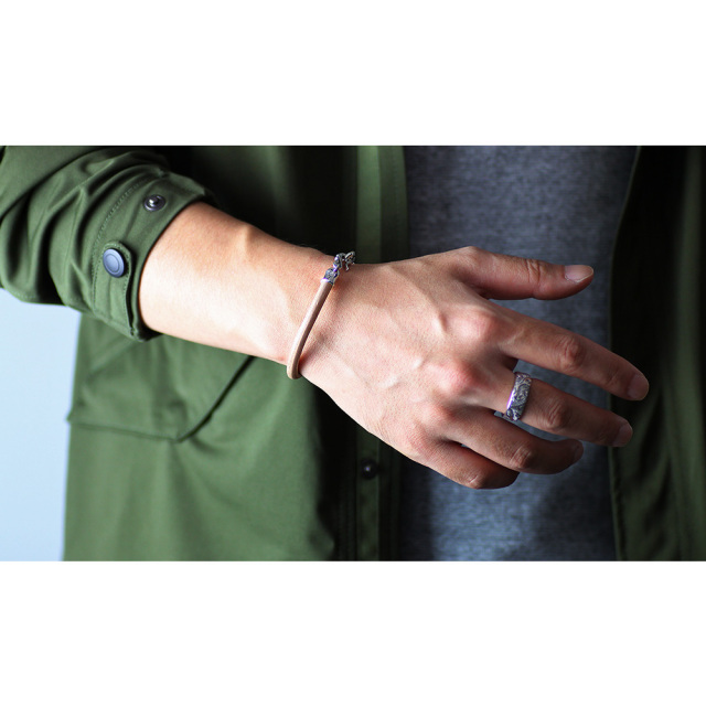 FLUI (フルイ) ブランド シングル レザー ブレスレット メンズ