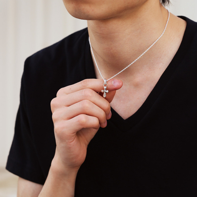 FLUI (フルイ) ブランド マイクロエッジ クロス ペンダント メンズ