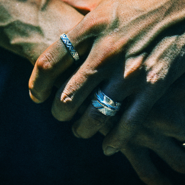 FLUI (フルイ) ブランド トライアングル スタンプ ワーク リング