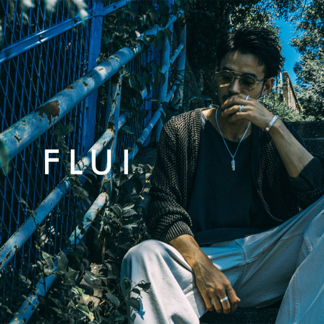 FLUI (フルイ) ブランド トライアングル スタンプワーク バングル