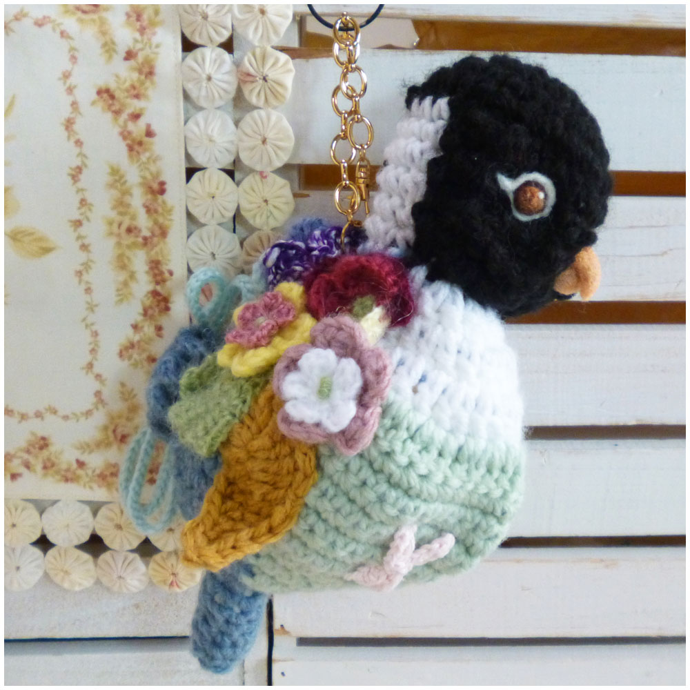 【あにまるめいと】★編み巾着/ボタン・ブルー