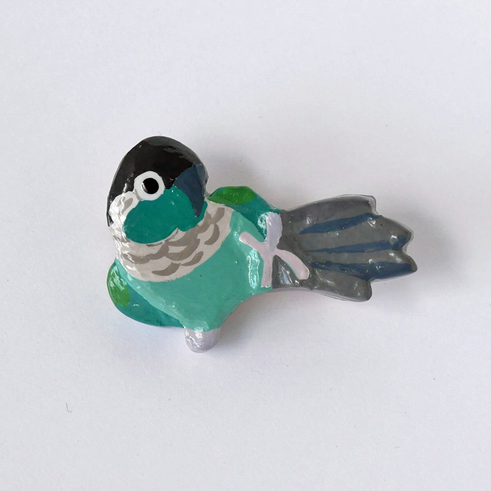 【HEE-HAW】★インコ・ブローチ/ホオミドリアカオウロコ・ブルー